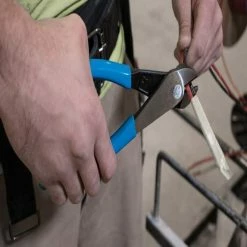 Klein Tools Klein Diagonal Cutting Pliers, Heavy-Duty, High-Leverage, 8" D2000-28 -Freud Diablo Blades Shop d200028 app1