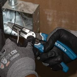 Klein Tools Klein Kurve Heavy-Duty Wire Stripper / Cutter / Crimper Multi Tool, 8-20 AWG K12065CR -Freud Diablo Blades Shop k12065cr app4
